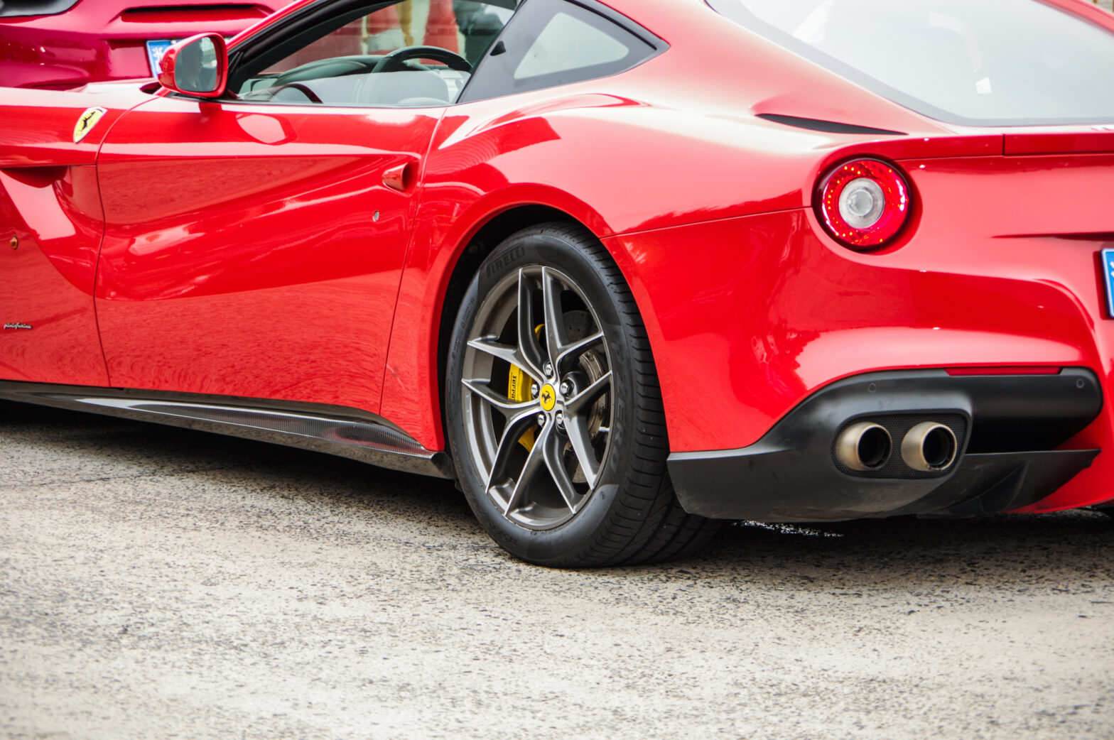 This China fund manager looks for ‘cheap Ferraris and Fords’