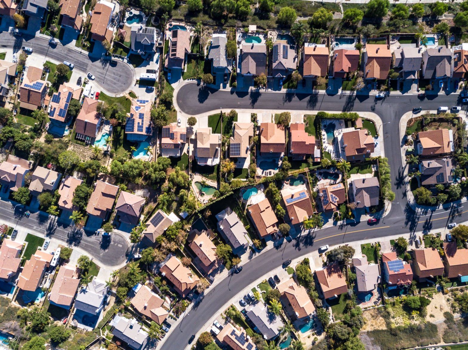 Bringing diversity to real estate returns