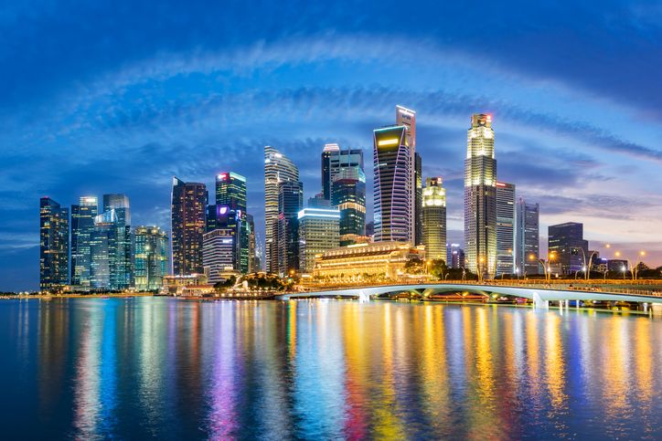 Singapore financial district skyline at Marina bay on twilight time.