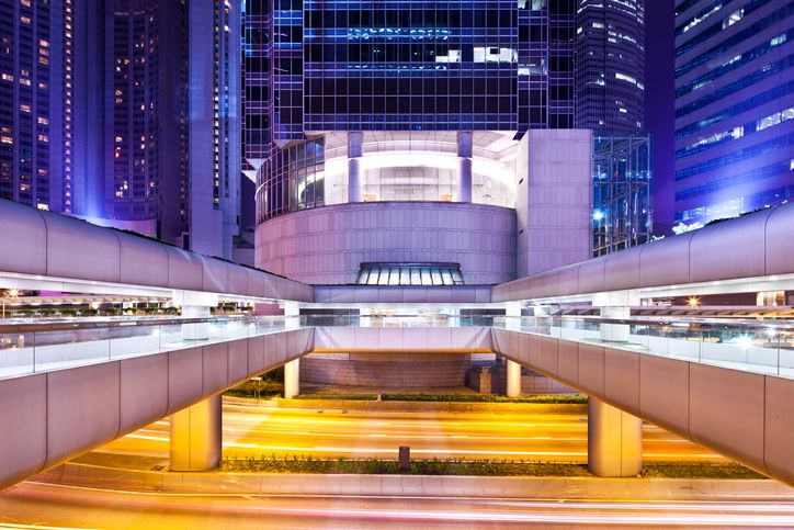 Hang Seng’s wealth biz revenues down 40%