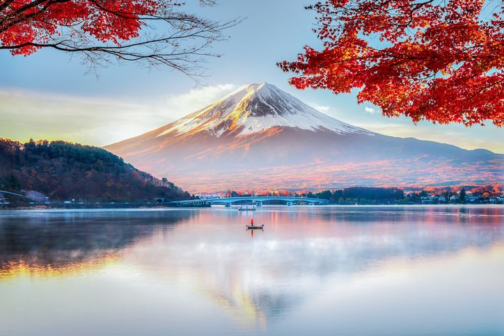 Japan’s new entry office registers first foreign manager
