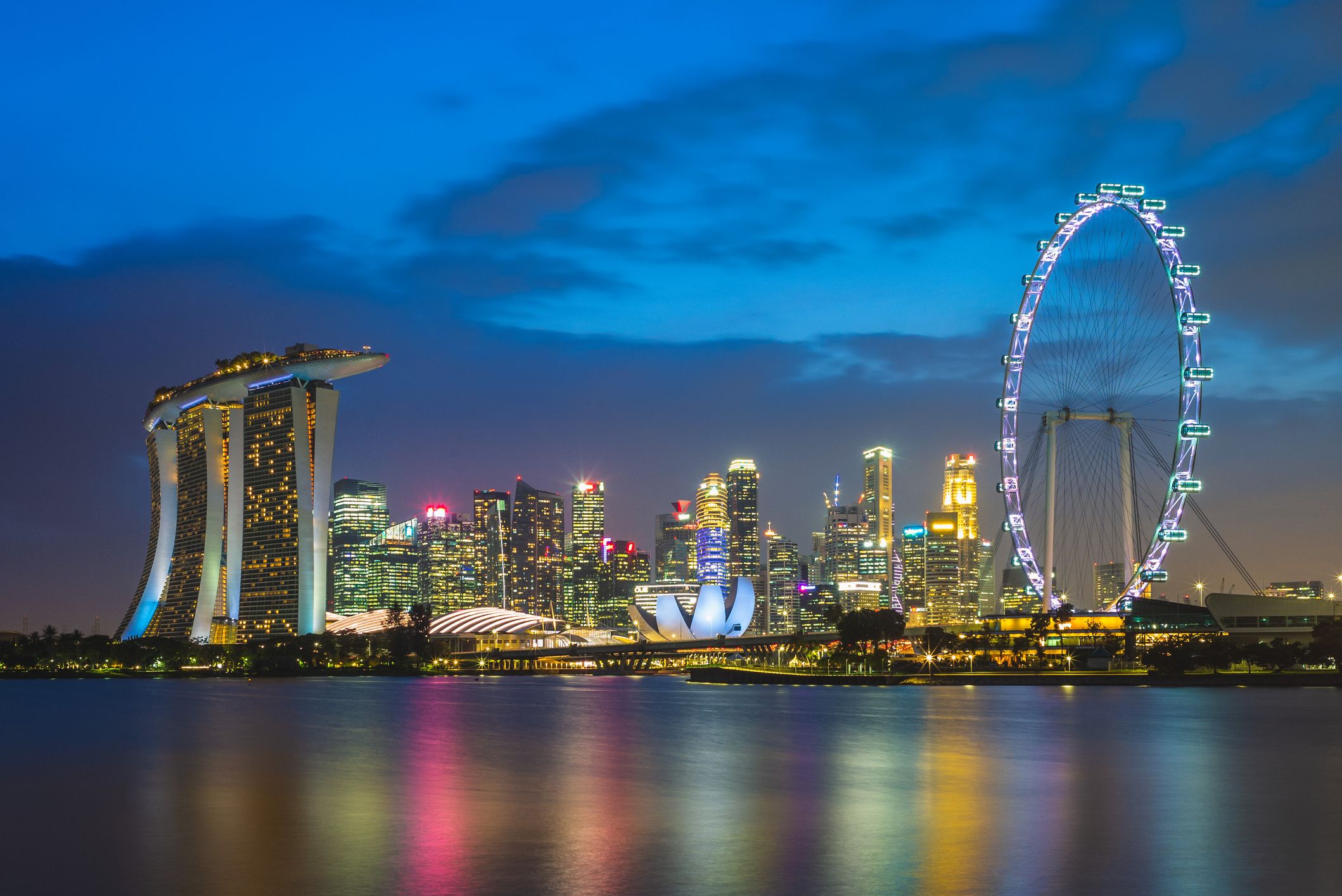 skyline of singapore