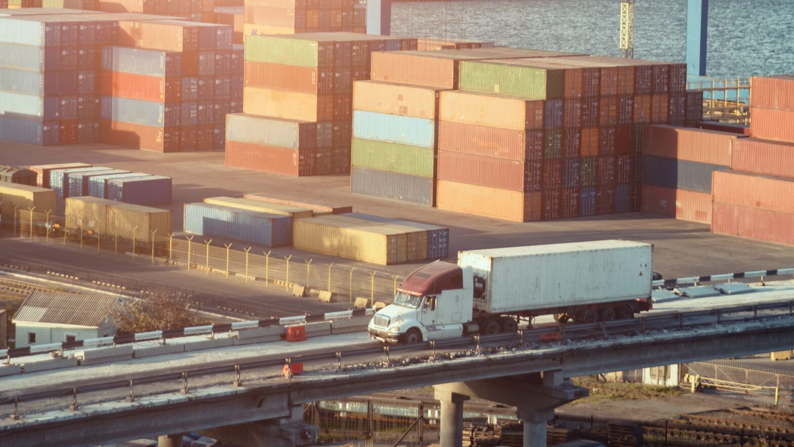 PIMCO: China growth model faces headwinds as inventories climb