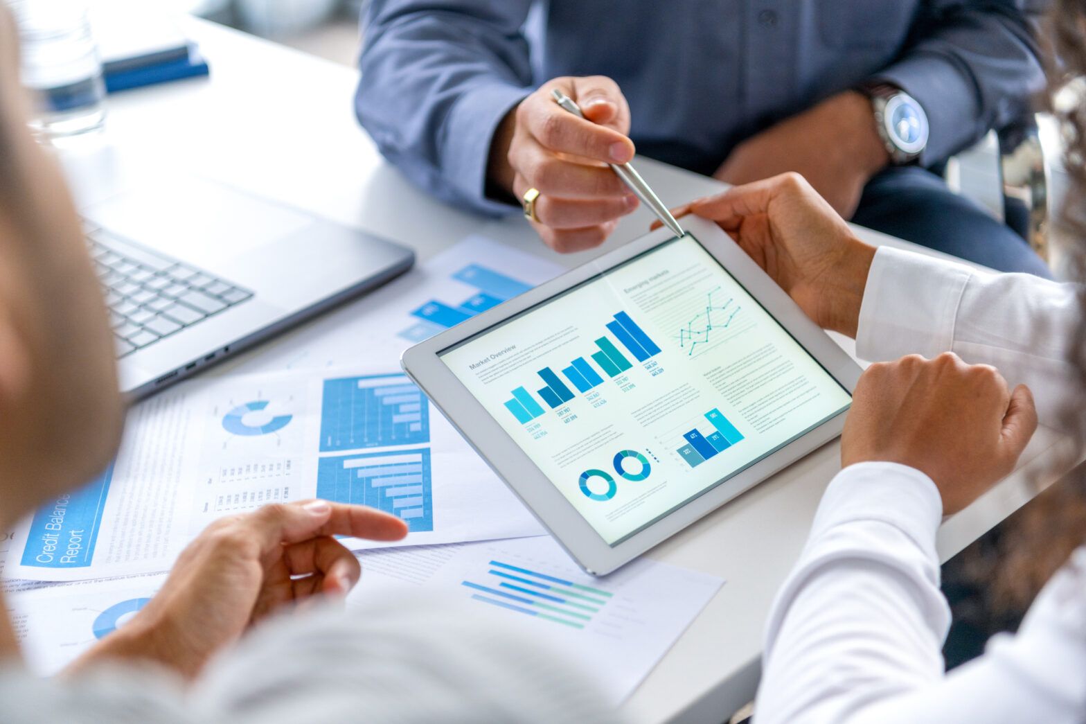 Apollo lists 5 evergreen private funds on iCapital Marketplace