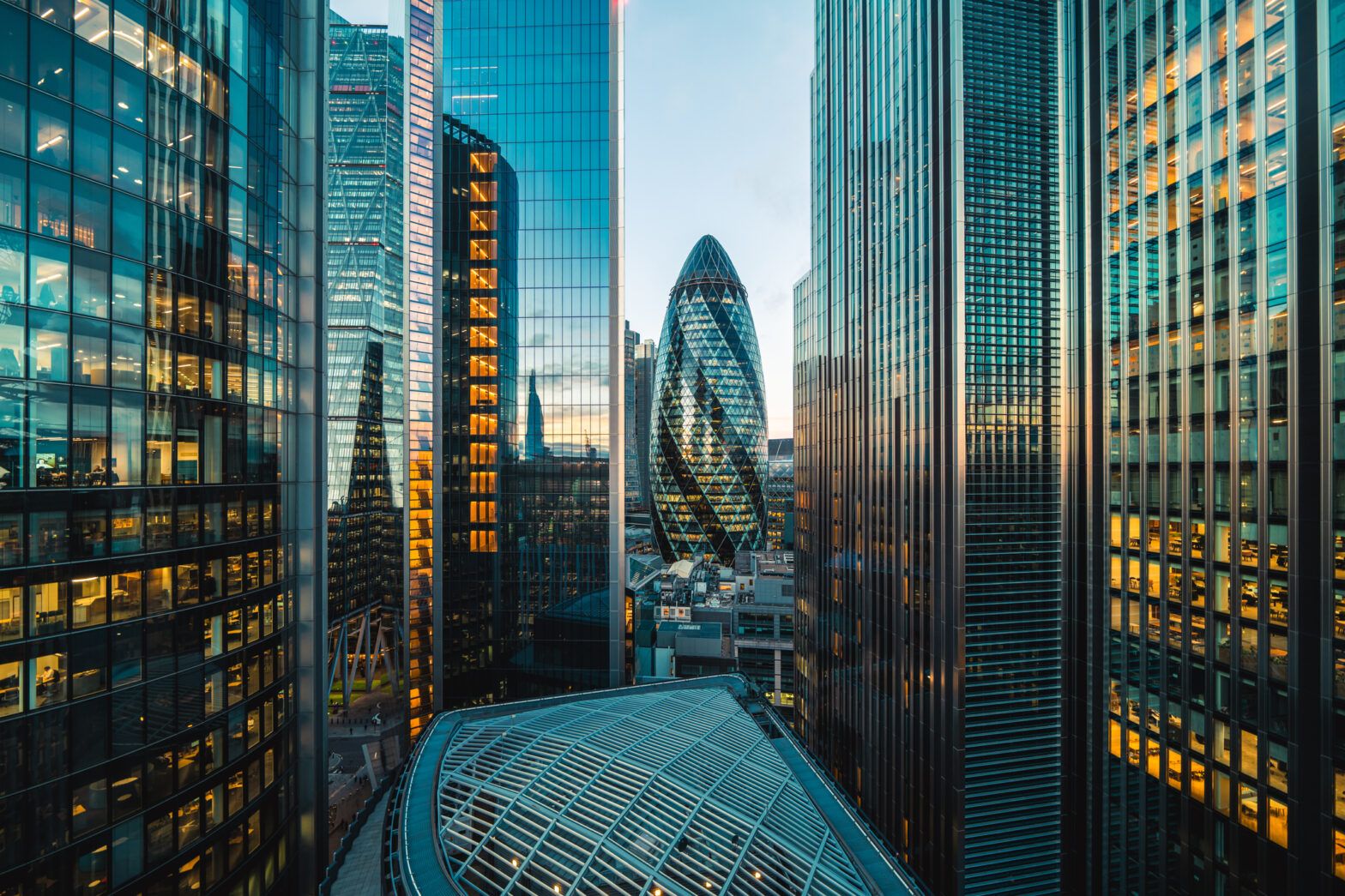 Schroders and Apollo partner to target wealth clients