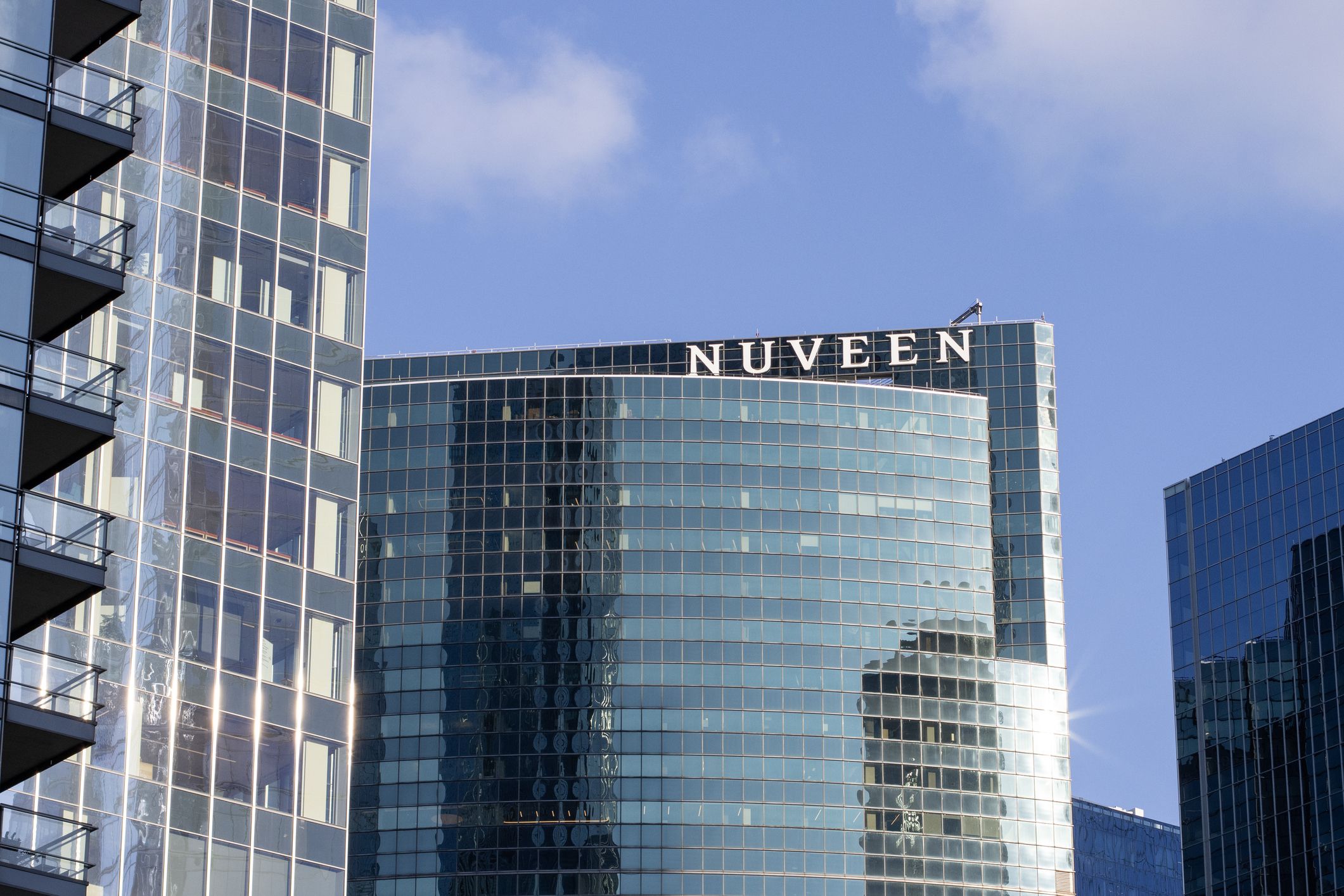 Schroders shareholders approve $13.4bn Nuveen takeover