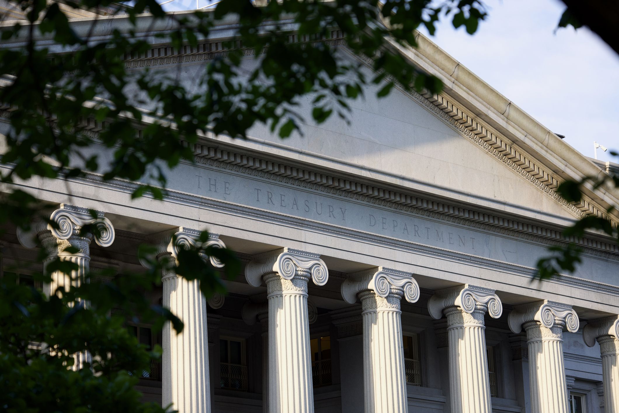 PIMCO CIO says US has flexibility in addressing its fiscal deficit